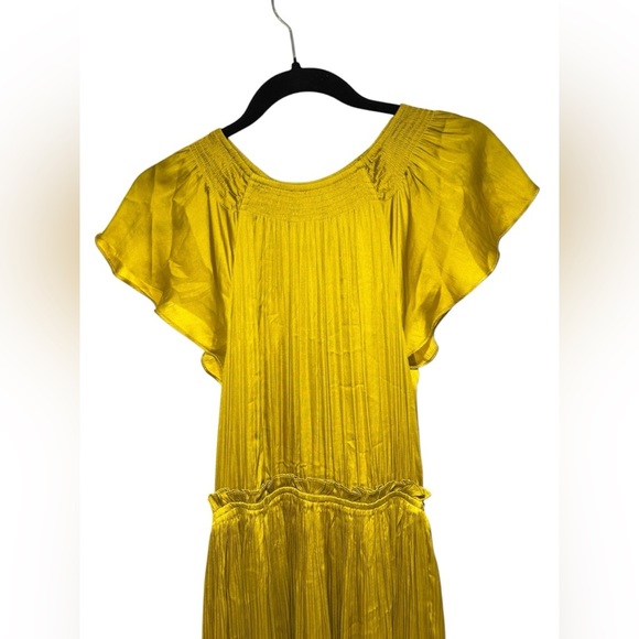 Current Air Anthropologie Gold Silky Smocked Cap Sleeve Midi Dress Size Small - Picture 4 of 8